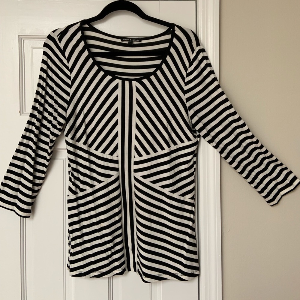 Cable & Gauge Black & White Tunic